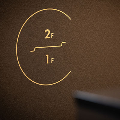 ホテル八ツ　館内階段イメージ画像