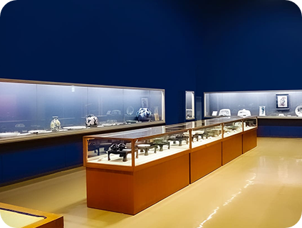 能美市九谷焼美術館